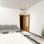 Habitaciones En Alojamiento Con Patio
